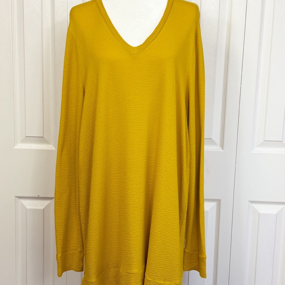 NWT Adrianna Papell Golden Rod Yellow Long Sleeve V-Neck Tunic Top XXL